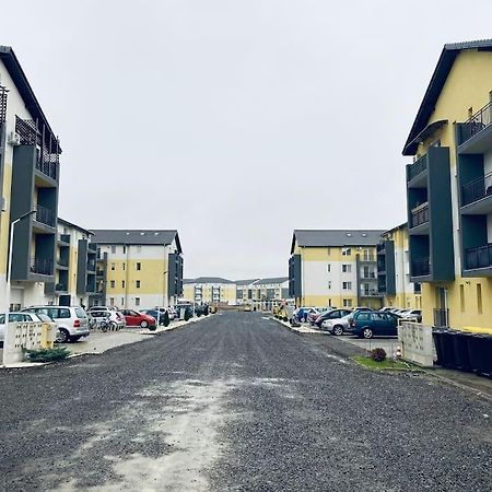 Apartament 2 Camere Modern Si Confortabil Giroc Экстерьер фото