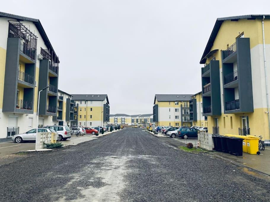 Apartament 2 Camere Modern Si Confortabil Giroc Экстерьер фото